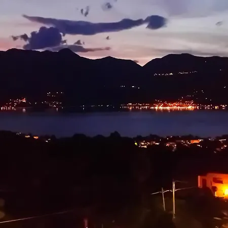 Panorama E Relax Maggiore - Piscina, Tennis Daire