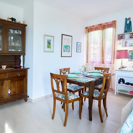 Appartement Panorama E Relax Maggiore - Piscina, Tennis *